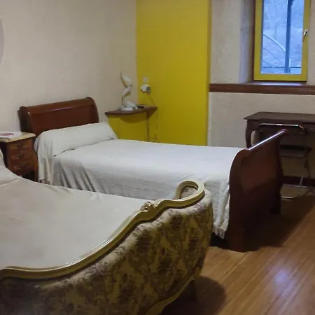 Aux Berges Du Verger Apartment